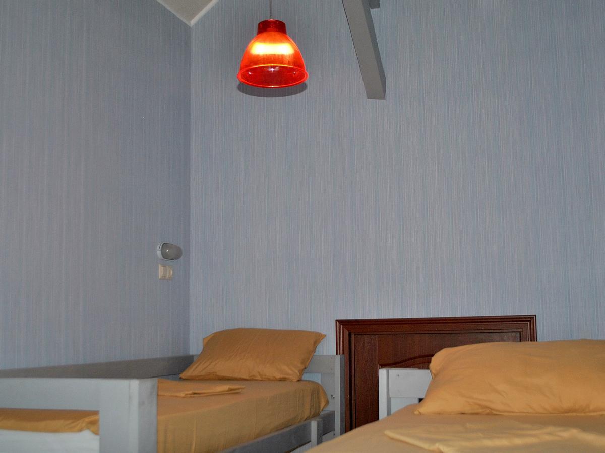 Hostel Darnitsa1 *